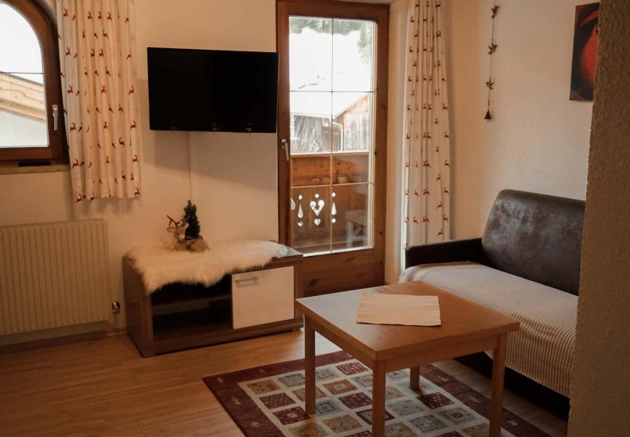 Apart Daniel Ried im Oberinntal Luaran gambar