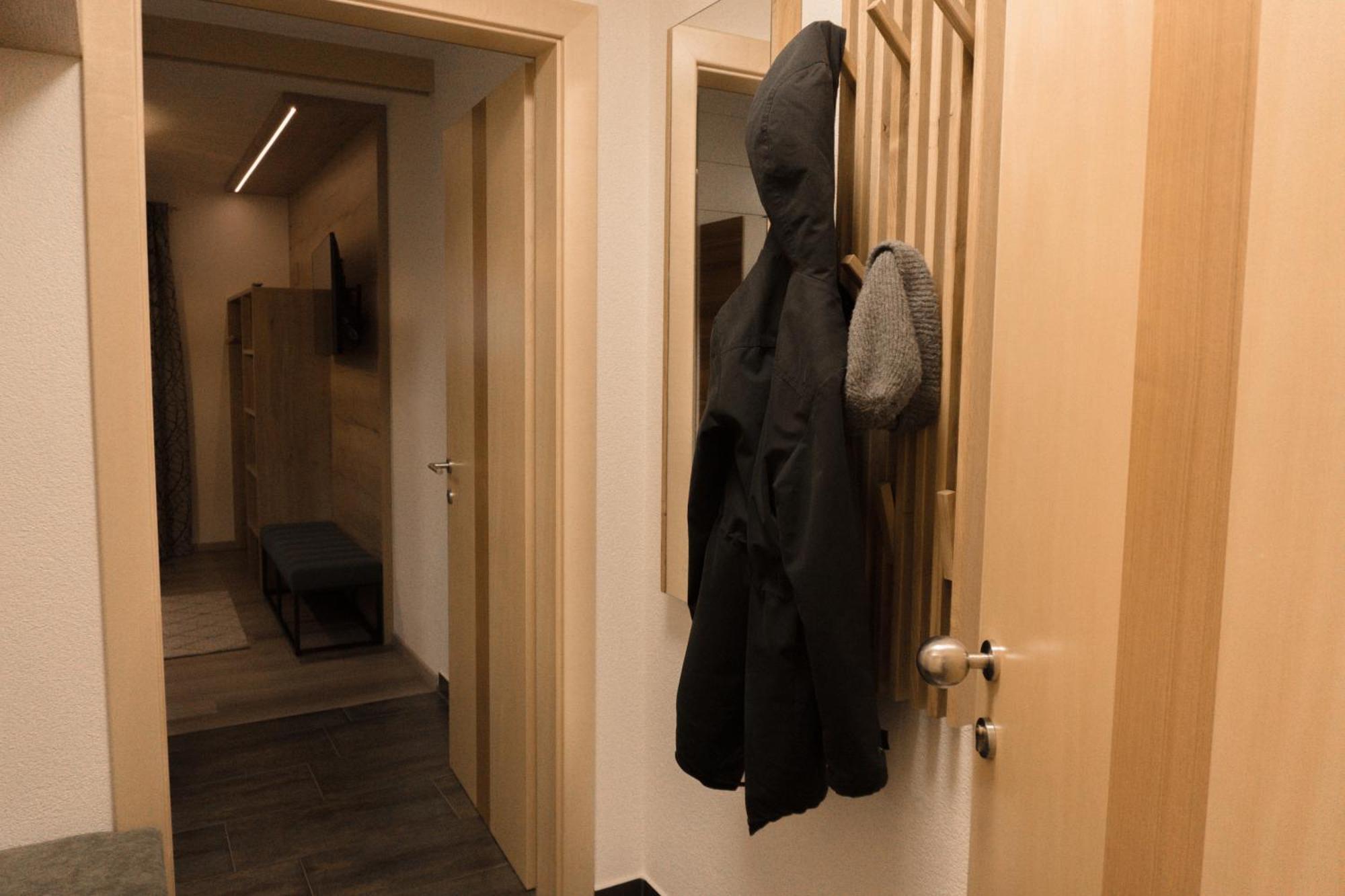 Apart Daniel Ried im Oberinntal Luaran gambar